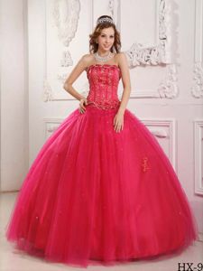 Appliqued Strapless Floor-length Dresses for Quinceanera in Red with Lace Up Back