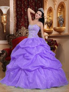 Lavender Sweetheart Princess Sweet 15 Dresses with Beading and Pick-ups in Indio