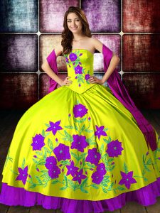 Sleeveless Taffeta Floor Length Lace Up Sweet 16 Dresses in Yellow Green with Embroidery
