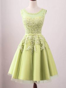 Sweet Sleeveless Tulle Knee Length Lace Up Vestidos de Damas in Yellow with Lace