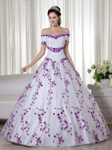 Luxury Short Sleeves Floor Length Embroidery Lace Up Quinceanera Dresses with White
