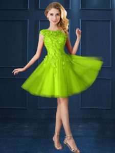 Dramatic Cap Sleeves Knee Length Lace and Appliques Lace Up Quinceanera Dama Dress with Yellow Green