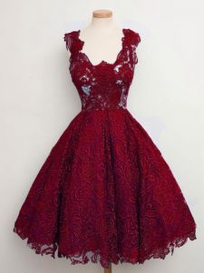 Cute Knee Length Lace Up Quinceanera Court of Honor Dress Wine Red for Prom and Party and Wedding Party with Lace