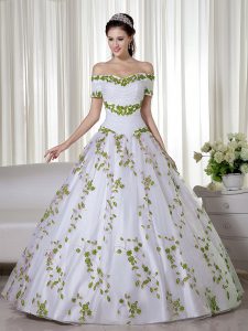 Floor Length White Quince Ball Gowns Organza Short Sleeves Embroidery