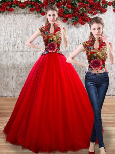 Best Selling Red High-neck Lace Up Appliques Ball Gown Prom Dress Sleeveless
