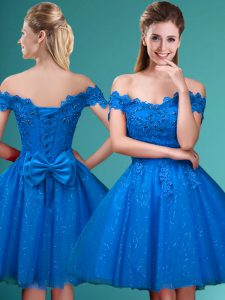 Custom Design Sleeveless Knee Length Lace and Belt Lace Up Dama Dress with Blue