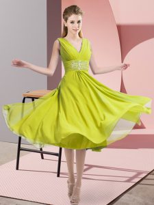 Yellow Green Empire V-neck Sleeveless Chiffon Knee Length Side Zipper Beading Court Dresses for Sweet 16