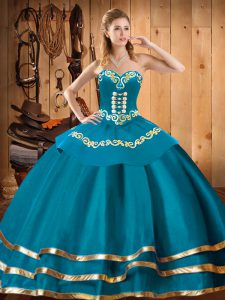 Hot Selling Organza Sleeveless Floor Length Ball Gown Prom Dress and Embroidery