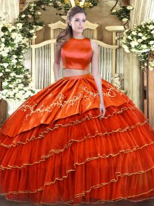 Hot Sale Floor Length Two Pieces Sleeveless Orange Red Quince Ball Gowns Criss Cross