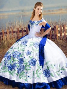 Fancy Floor Length Lace Up Quince Ball Gowns Blue And White for Sweet 16 and Quinceanera with Embroidery and Ruffles