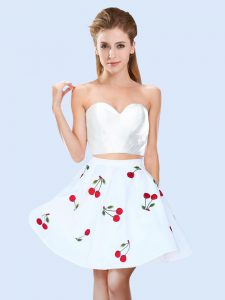 Fitting Mini Length White Quinceanera Court Dresses Satin Sleeveless Pattern