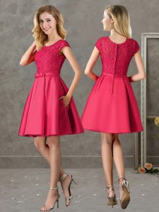 High End Red A-line Lace Vestidos de Damas Zipper Satin Short Sleeves Mini Length