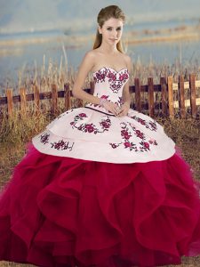 White And Red Ball Gowns Embroidery and Ruffles and Bowknot Quince Ball Gowns Lace Up Tulle Sleeveless Floor Length