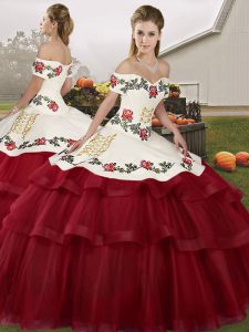Sweet Sleeveless Embroidery and Ruffled Layers Lace Up Quinceanera Dresses with Wine Red Brush Train