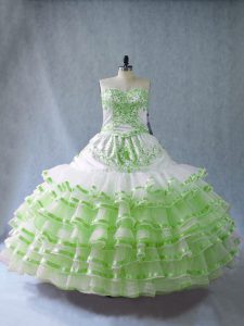 Sleeveless Embroidery and Ruffled Layers and Bowknot Lace Up 15 Quinceanera Dress