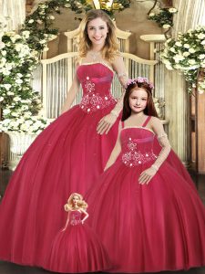 Floor Length Lace Up Vestidos de Quinceanera Red for Sweet 16 and Quinceanera with Beading