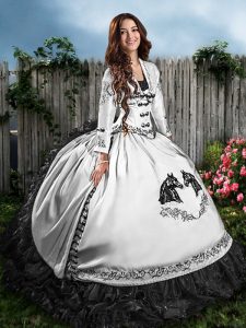 Satin Sleeveless Floor Length Quinceanera Dresses and Embroidery and Ruffles