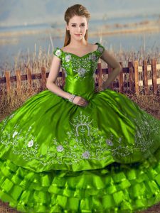 Ball Gowns Vestidos de Quinceanera Green Off The Shoulder Satin Sleeveless Floor Length Lace Up