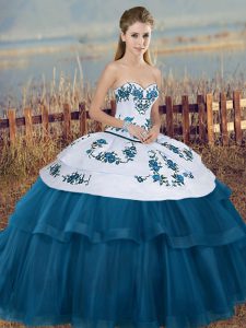 Affordable Tulle Sweetheart Sleeveless Lace Up Embroidery and Bowknot 15 Quinceanera Dress in Blue And White