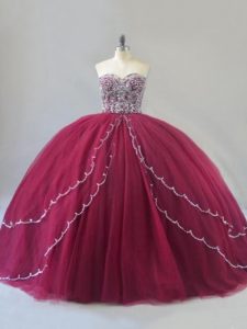 Modest Burgundy Ball Gowns Tulle Sweetheart Sleeveless Beading Lace Up 15 Quinceanera Dress Brush Train