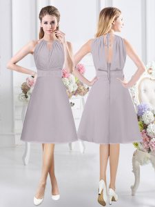 Amazing Halter Top Knee Length Zipper Court Dresses for Sweet 16 Grey for Prom and Party and Wedding Party with Lace and Ruching