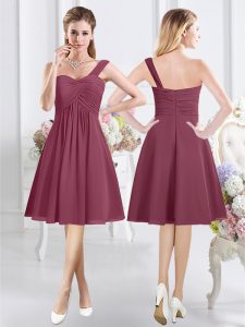 Beauteous A-line Court Dresses for Sweet 16 Burgundy One Shoulder Chiffon Sleeveless Knee Length Zipper