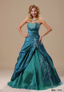 Appliqued Sweetheart Ruched Quinceanera Gown Dresses in Green in Knoxville