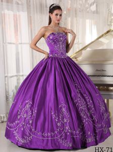 Modest Purple Strapless Full-length Quince Dress with Embroidery in Kent