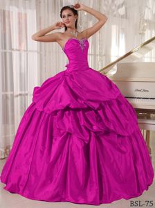 Modest Beaded Sweetheart Long Fuchsia Dresses For Quinceanera in Holland