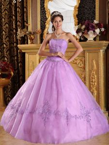 Lavender Beaded Strapless Full-length Dress For Quinceanera with Embroidery