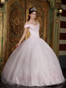 Off The Shoulder Light Pink Long Dresses For Quinceanera with Appliques