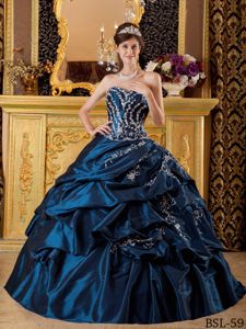 Navy Blue Sweetheart Long Dress For Quinceanera with Beading and Pick-ups
