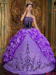 Custom Made Black and Purple Sweet 16 Dresses with Pick-ups and Embroidery