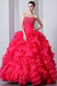 Coral Red Sweetheart Organza Beaded Quinceanea Dress with Ruffles in Plano