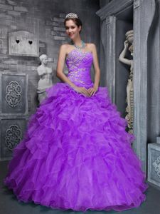 Modest Purple Appliqued Sweetheart Long Quinceanera Gown with Ruffles