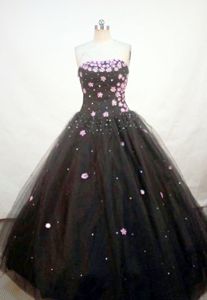 Appliques with Sequins A-line Strapless Black Quince Dress in Piura Peru