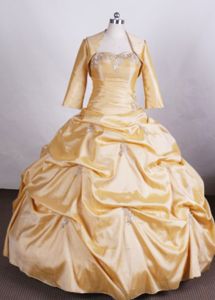 Gold Appliques Sweetheart Pick-ups Quinceanera Dress in Poza Rica Mexico