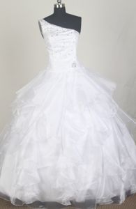 White One Shoulder Beading Ruffled Organza Discount Sweet 16 Dresses