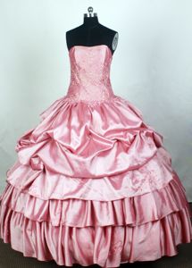 Light Pink Strapless Pick Ups Taffeta Quince Dress for Biasca Switzerland