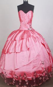 Dress For Quinceanera in Balerna Switzerland Has Sweetheart and Appliques