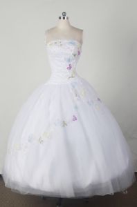 Appliques Strapless White Ball Gown Aarau Switzerland Quince Dresses