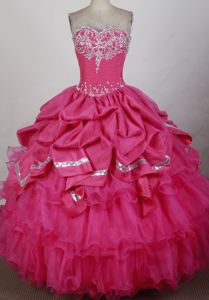 Popular Appliqued Beaded Hot Pink Ball Gown Sweet 15 Dress with Pick-ups