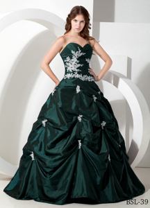 Sweetheart Full length Quinceanera Dresses with Pick Ups and Appliques