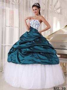 White and Blue Pick Ups and Embroidery Dress For Quinceanera in Casper