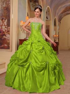 Spring Green Strapless Beading and Embroidery Quinces Dresses in Wichita Falls
