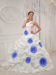 Discounted White One Shoulder Beading and Hand-made Flowers Quince Dress