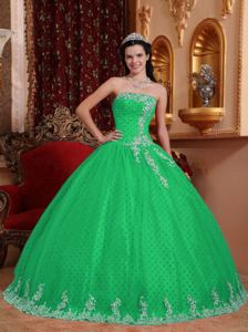 Green Ball Gown Strapless Floor-length Tulle Lace Appliques Quinceanera Dress