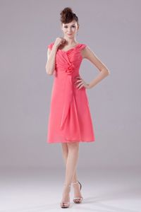 Watermelon Red Knee-length Dama Dresses with Ruched Straps and Flower