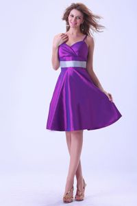 Simple Purple Knee-length Dama Quinceanera Dresses with Spaghetti Straps