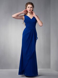 Elegant Ruched V-neck Royal Blue Full-length Quince Dama Dresses in Taos